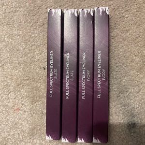 4 bundles eyeliner